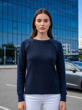 Banana Republic Sweater- Normcore /Dark Navy Crewneck